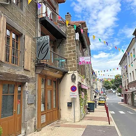 Le 19 - 19 - 50m2 - Centre Historique - Clim * Langeac